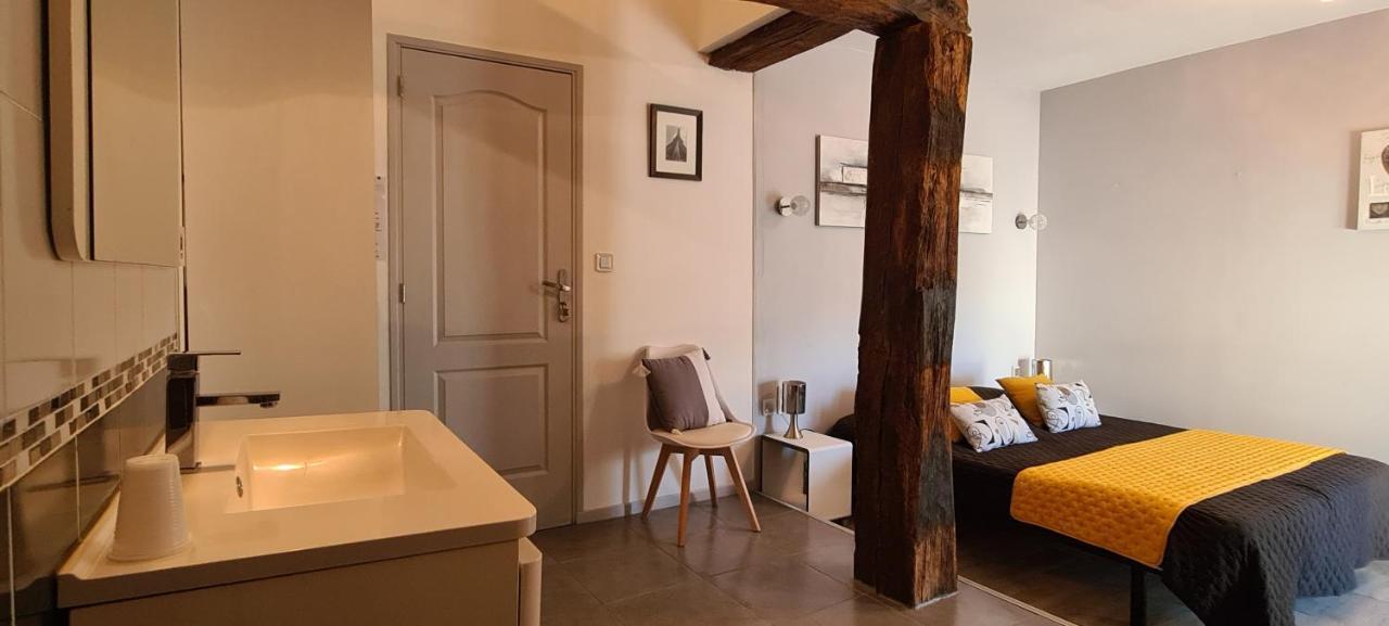A La Gloriette Bed & Breakfast Neuville-de-Poitou Exterior photo